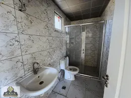 Doğa Manzaralı Kapalı Otoparklı Köşe Parsel 3+1 Villa — fotoğraf 2