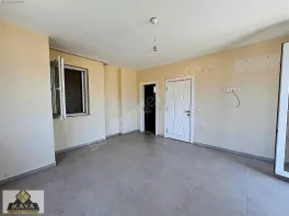 Doğa Manzaralı Kapalı Otoparklı Köşe Parsel 3+1 Villa — fotoğraf 3