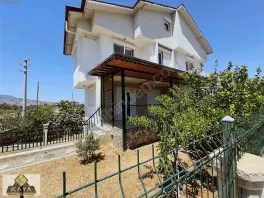 Doğa Manzaralı Kapalı Otoparklı Köşe Parsel 3+1 Villa — fotoğraf 23