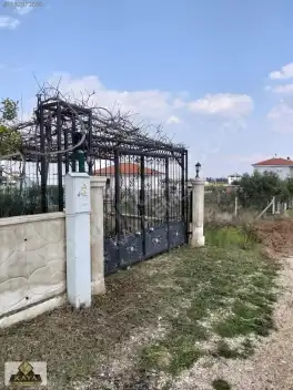 Doğa Manzaralı Kapalı Otoparklı Köşe Parsel 3+1 Villa — fotoğraf 32