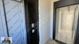Katta tek lüks site ve caddeye yakın geniş 3+1 — fotoğraf 8