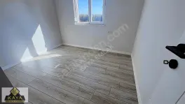 Katta tek lüks site ve caddeye yakın geniş 3+1 — fotoğraf 9