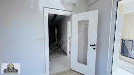 Katta tek lüks site ve caddeye yakın geniş 3+1 — fotoğraf 19