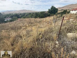 Çığlık Yaylasında 2 Adet Tarla 1.814.40 Metrekare Yolu Mevcut — fotoğraf 3