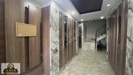 Havuzlu Güvenlikli Lüks Sitede Cam Balkonlu 3+1 Bahçe Katı — fotoğraf 2
