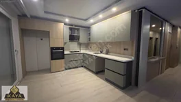 Havuzlu Güvenlikli Lüks Sitede Cam Balkonlu 3+1 Bahçe Katı — fotoğraf 4