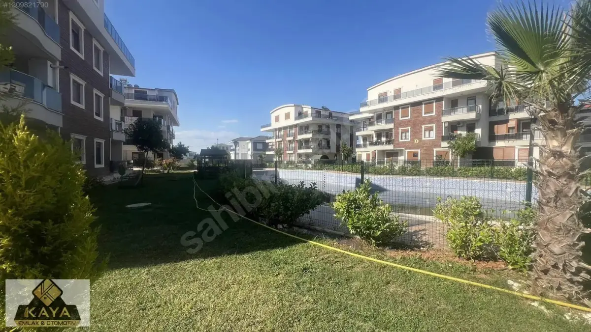 Havuzlu lüks site içi 2+1 daire — fotoğraf 1