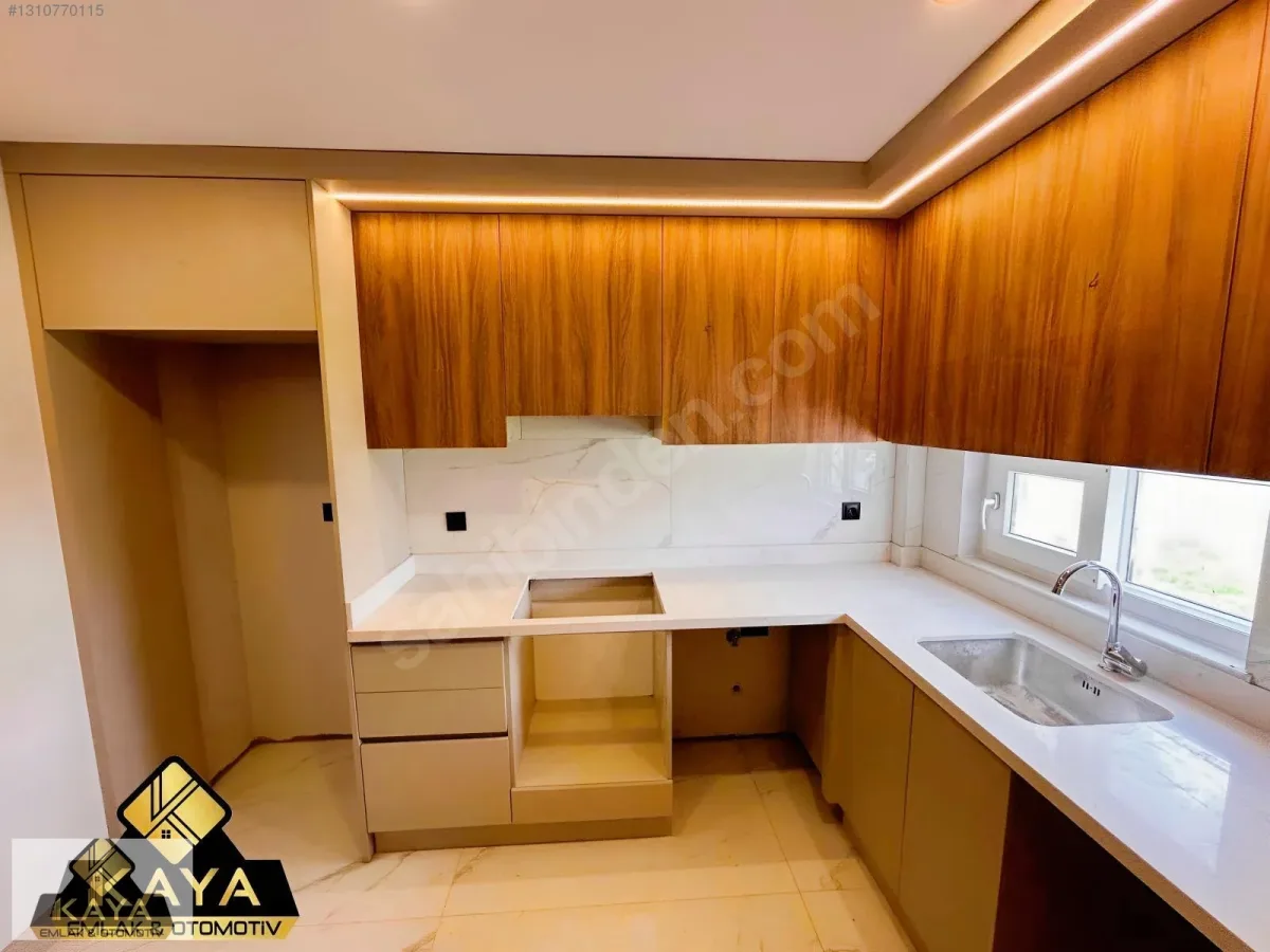 Döşemealtinda lüks 2+1 açık mutfaklı — fotoğraf 1