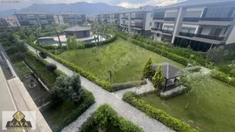 Lüks Site İçi Giyinme Odalı 2Adet Klimalı 4+1 — fotoğraf 1