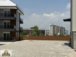 Döşemealtı has yakını inönü cad üzeri 63 m2 ister ev ister ofis — fotoğraf 2