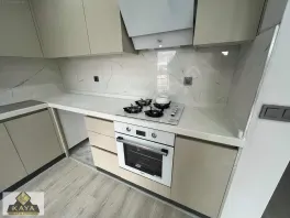 Bilim Üni ve Devlet Hastanesine Yakın Konumda Katta 2+1 — fotoğraf 5