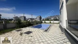 Hastane üniversite ve caddeye yakın Havuzlu Sığınaklı Katta 2+1 — fotoğraf 8