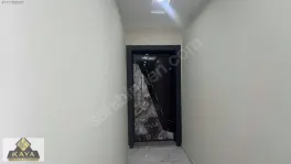 Hastane üniversite ve caddeye yakın Havuzlu Sığınaklı Katta 2+1 — fotoğraf 10