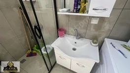 Hastane Üniversite Ve Caddeye Yakın Havuzlu Sığınaklı Katta 2+1 — fotoğraf 23