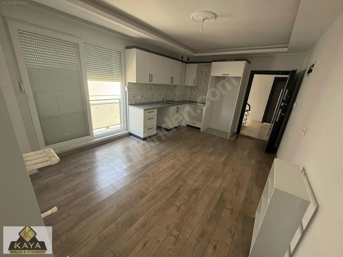 Kaya emlaktan bilim üniye yakın 1. katta 1+1 15.000 40 m2 — fotoğraf 1