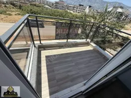 Kaya emlaktan bilim üniye yakın 1. katta 1+1 15.000 40 m2 — fotoğraf 4
