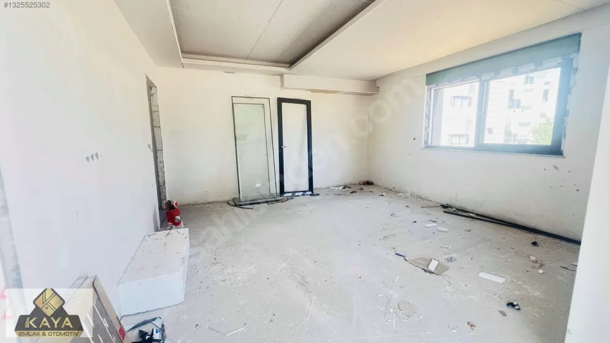 Katta Ayrı Mutfaklı Köşe Önü Açık Ebeveyn Banyolu 2+1 — fotoğraf 1