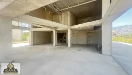 Atatürk Caddesi Üzeri Merkezi Konumda Kiralık Dükkan — fotoğraf 3