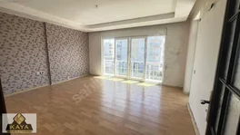 Caddeye Yakın Katta Alaturka Wc Li 3+1 Aile Apartmanı — fotoğraf 1