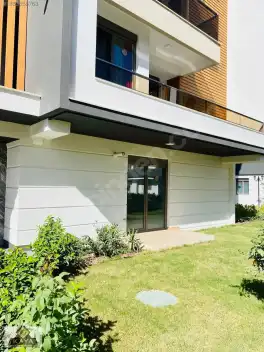 Full krediye uygun havuzlu lüks site içi bahçe kullanımlı 3+1 — fotoğraf 26