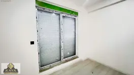Caddeye yakın lüks site yani bahçe kıllanımlı 1+1 — fotoğraf 11