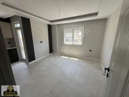 Kaya dan sgk binası yani 1+1 kiralık daire 1. katta 45 m2 — fotoğraf 3