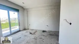 Site kalitesinde giyinme odalı ebeveyn banyolu geniş 2+1 — fotoğraf 19