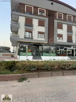 Çiftlik caddesi köşe başı içinde kiracılı dükkan satılık 80 m2 — fotoğraf 10