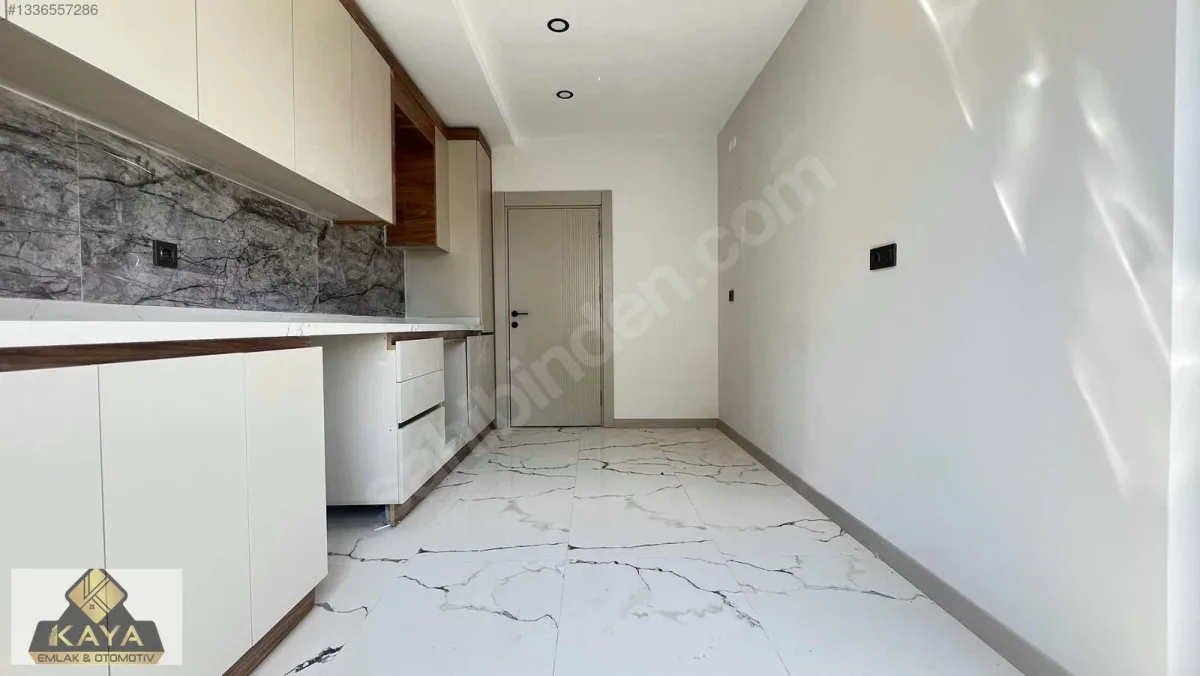Bahçeyaka mh önü park alanı köşe parsel geniş 3+1 — fotoğraf 1