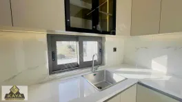 Giyinme odalı ebeveyn banyolu önü park alanı 3+1 — fotoğraf 3