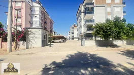 Bahçeyaka Mh Site İçi Doğalgazlı Ebeveyn Banyolu 3+1 — fotoğraf 3