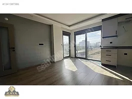 Krediye Uygun Köşe Başı Parsel Önü Tamamen Park Alanı Katta — fotoğraf 2