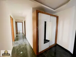 Beyazsaray 2. Kısımda Geniş Mutfaklı Doğalgazlı 3+1 125 M2 — fotoğraf 4