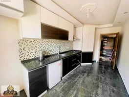 Beyazsaray 2. Kısımda Geniş Mutfaklı Doğalgazlı 3+1 125 M2 — fotoğraf 7