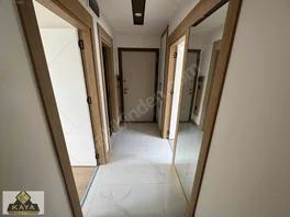 Caddeye Yakın Katta 1. Sınıf İşçilik 2+1 — fotoğraf 9