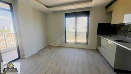 Cadde Üstü Aynı Binada 6 Adet Lüks Geniş Balkonlu 1+1 — fotoğraf 7