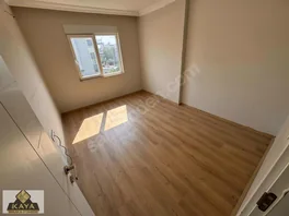 Atatürk Caddesi Üzeri Kullanışlı 2+1 90 M2 25.000 5/1. Katı — fotoğraf 5