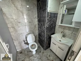 Atatürk Caddesi Üzeri Kullanışlı 2+1 90 M2 25.000 5/1. Katı — fotoğraf 6