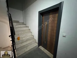 Atatürk Caddesi Üzeri Kullanışlı 2+1 90 M2 25.000 5/1. Katı — fotoğraf 7