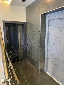 Yenıköyde Klimalı Katta Lüks 1+1 Kiralık — fotoğraf 9