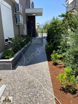 Yenıköyde Klimalı Katta Lüks 1+1 Kiralık — fotoğraf 11