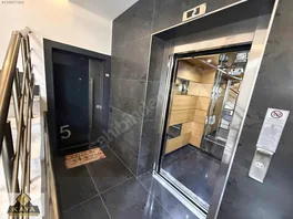 Yenıköyde Klimalı Katta Lüks 1+1 Kiralık — fotoğraf 28